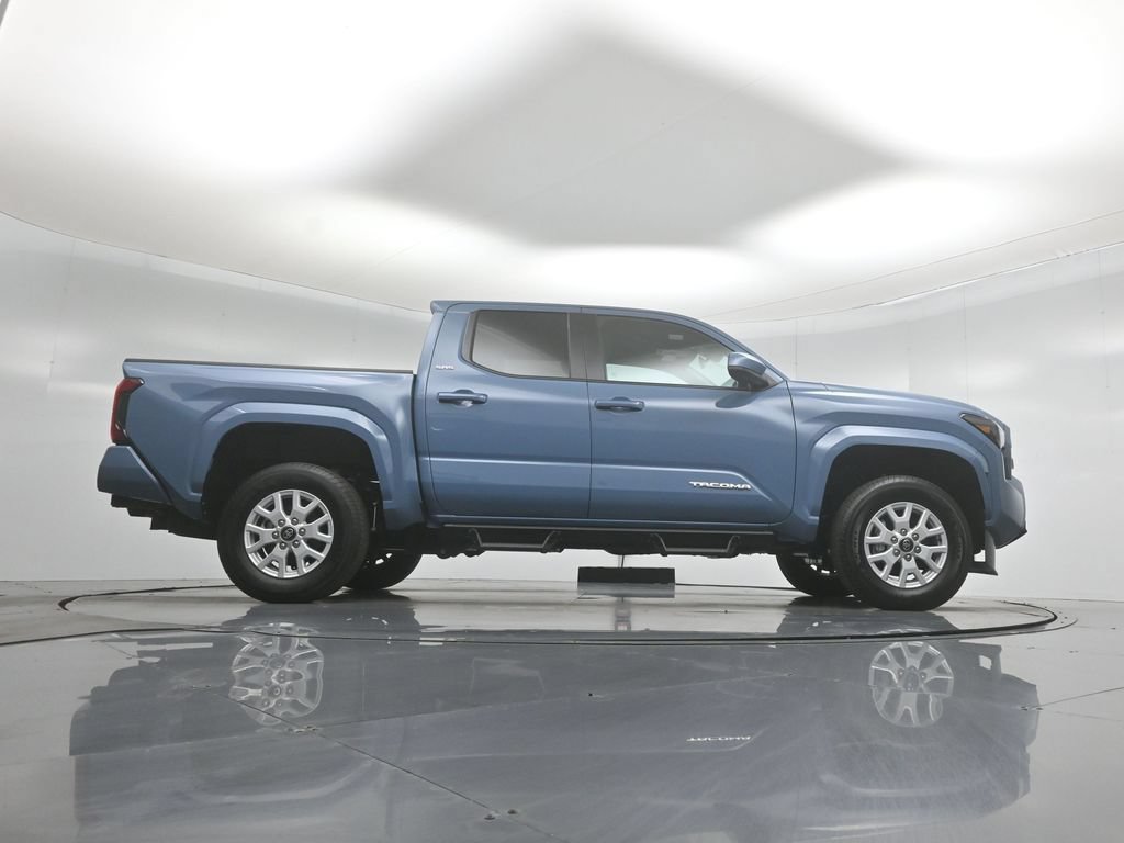 Used 2026 Toyota Tacoma SR5 AWD/4WD image 43