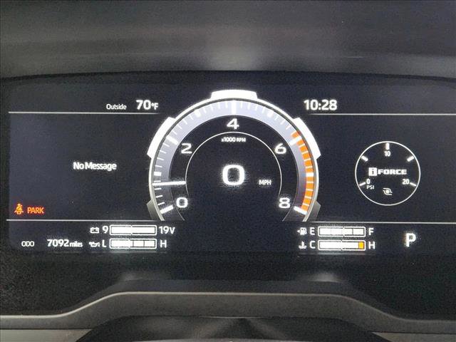 Used 2024 Toyota Tundra Platinum image 11