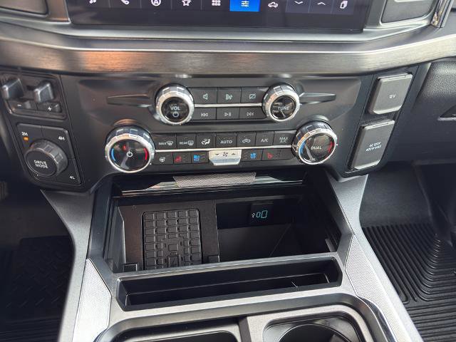 Certified 2023 Ford F350 Lariat w/ Sport Appearance Package image 27