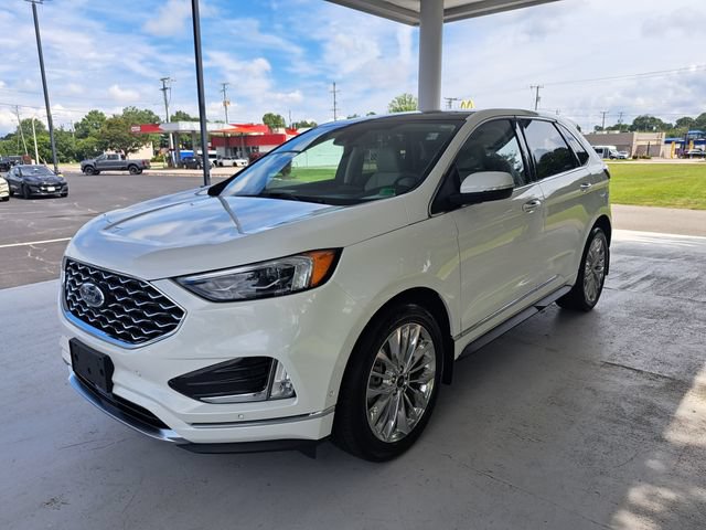 Certified 2024 Ford Edge Titanium w/ Titanium Elite Package AWD/4WD image 3