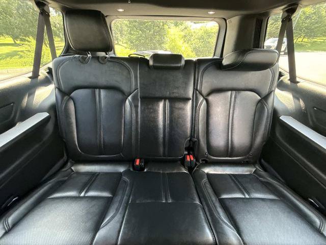 Used 2023 Jeep Wagoneer L Series II AWD/4WD image 19