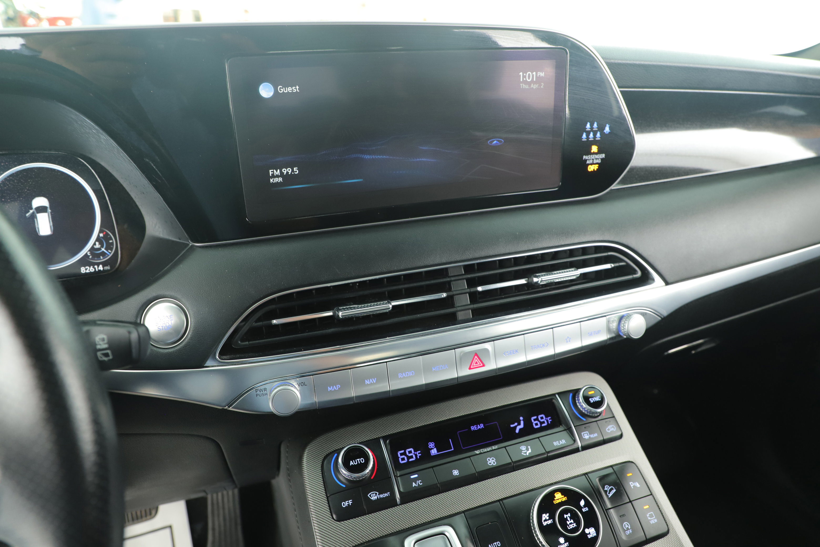 Used 2022 Hyundai Palisade Calligraphy w/ Winter Package image 13