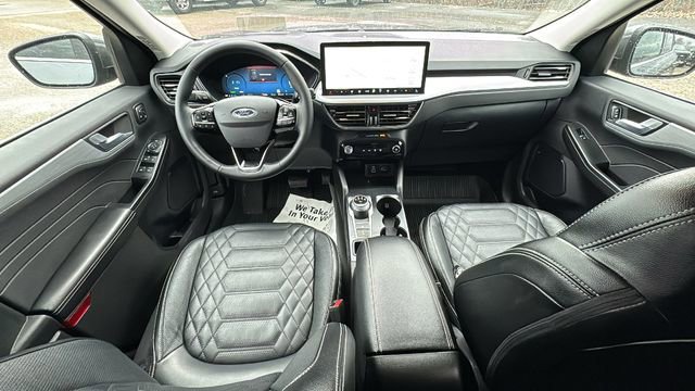 Certified 2024 Ford Escape SE w/ PHEV Premium Package image 15