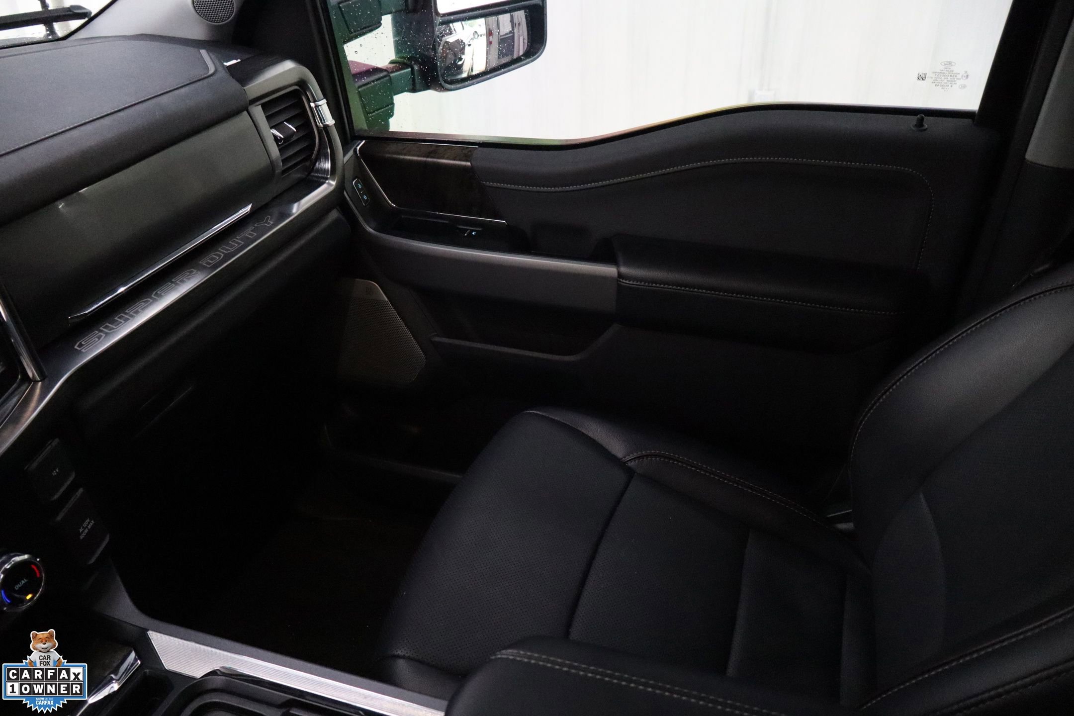 Certified 2024 Ford F350 Lariat w/ Sport Appearance Package image 24