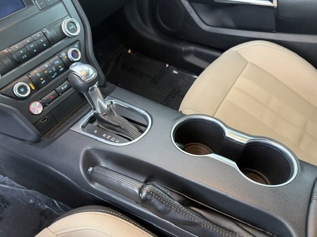Certified 2022 Ford Mustang Coupe RWD image 14