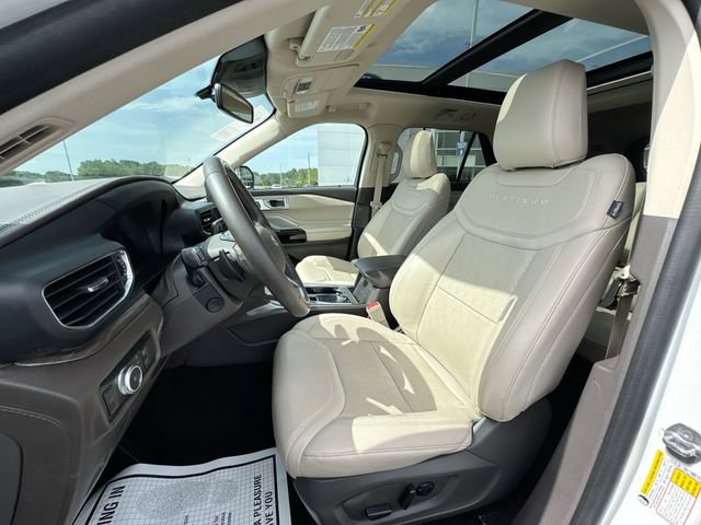 Certified 2021 Ford Explorer Platinum w/ Equipment Group 601A AWD/4WD image 11