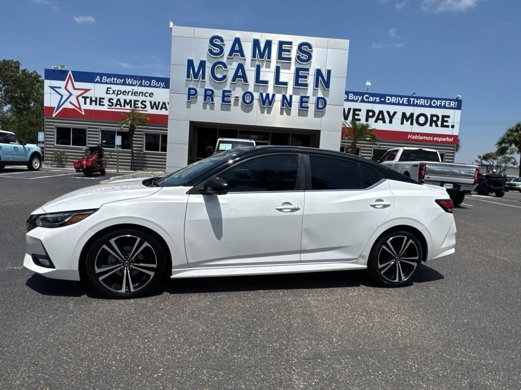 Used 2023 Nissan Sentra SR w/ SR Premium Package FWD image 2