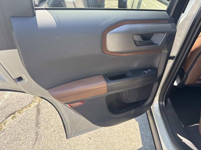 Certified 2025 Ford Bronco Sport Outer Banks w/ Outer Banks Tech Package+ AWD/4WD image 15