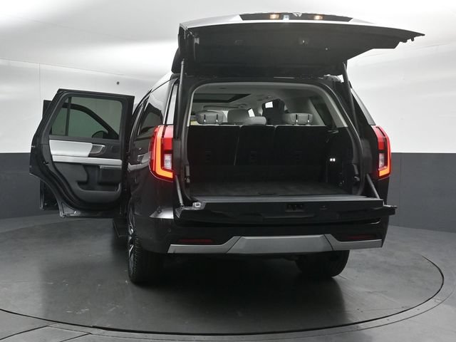 Certified 2025 Ford Expedition Platinum w/ Driver's Package AWD/4WD image 58