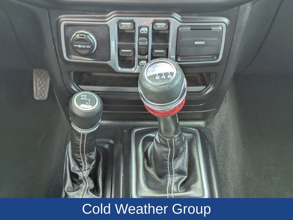 Used 2018 Jeep Wrangler Unlimited Sahara AWD/4WD image 18