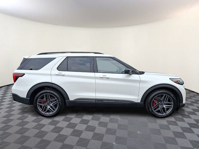 Certified 2025 Ford Explorer ST AWD/4WD image 8