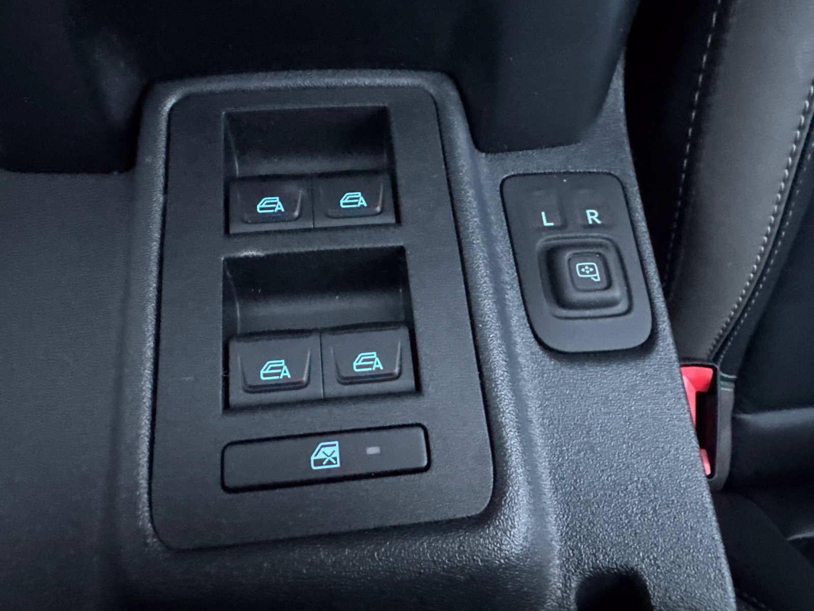 Certified 2026 Ford Bronco Outer Banks AWD/4WD image 34