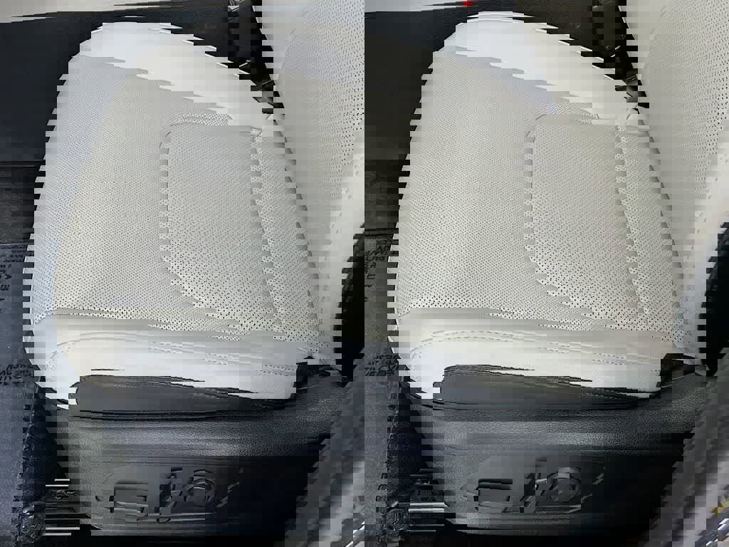 Used 2023 Kia Sportage EX image 31