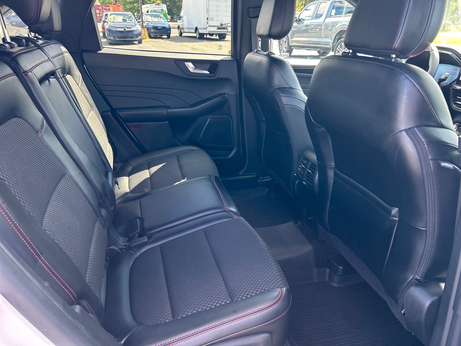 Certified 2023 Ford Escape ST-Line w/ Tech Pack #1 AWD/4WD image 18