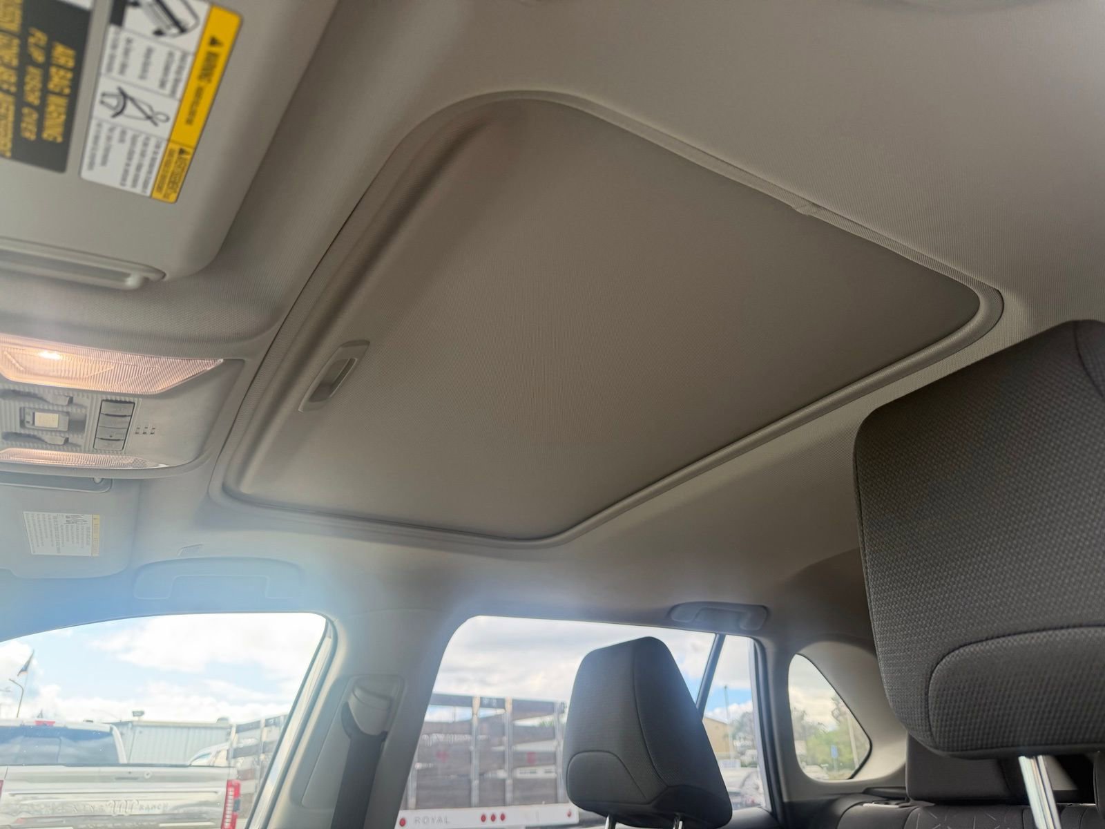 Used 2023 Toyota RAV4 XLE w/ Convenience Package image 13