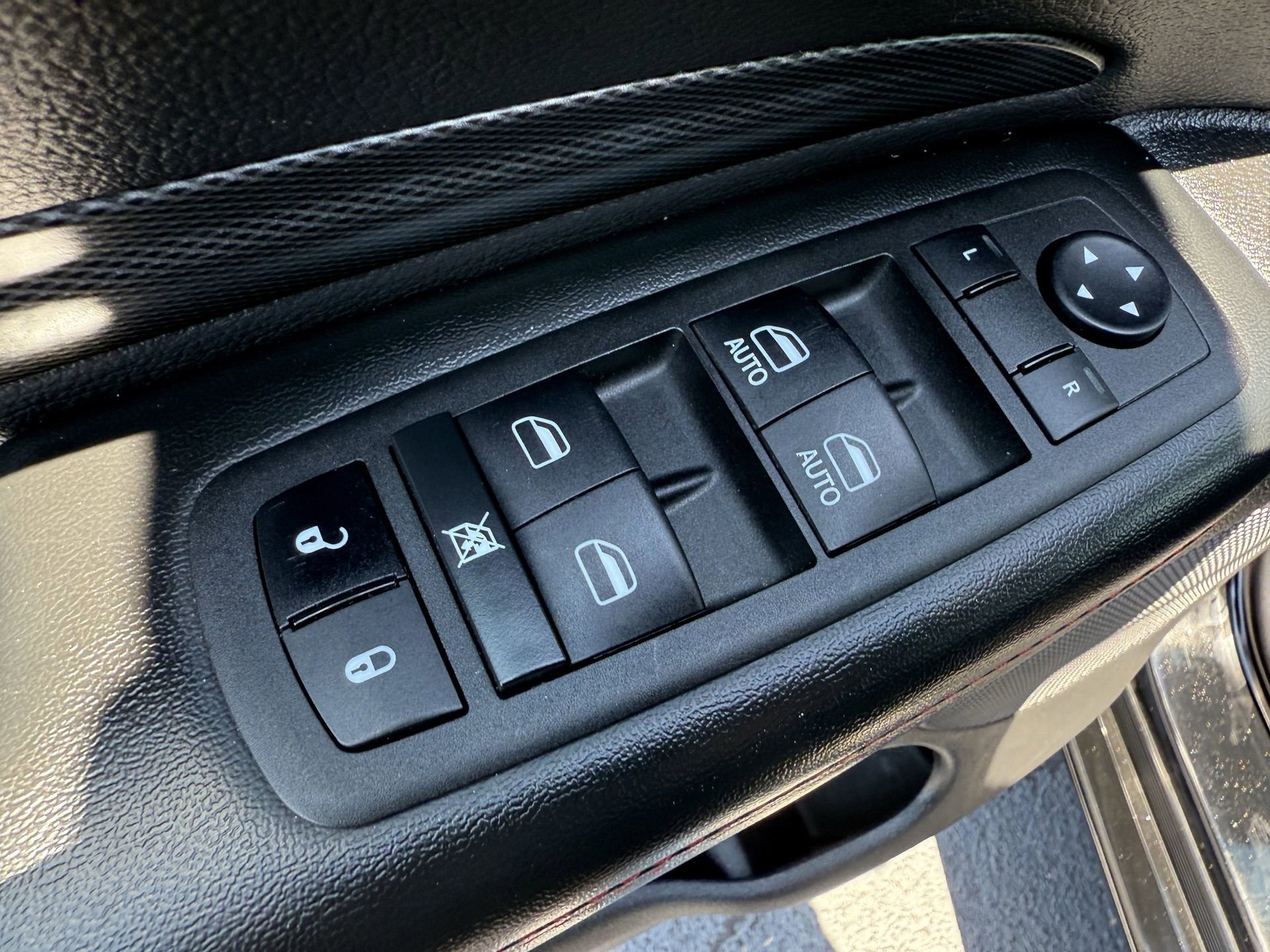 Used 2023 Dodge Durango GT image 23