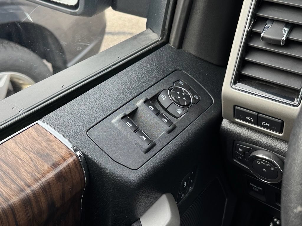 Certified 2018 Ford F150 Lariat AWD/4WD image 38