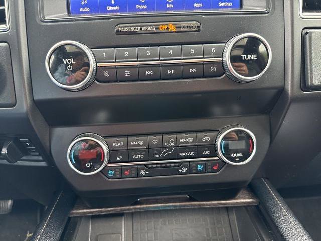 Certified 2020 Ford Expedition Limited w/ Special Edition Package AWD/4WD image 18