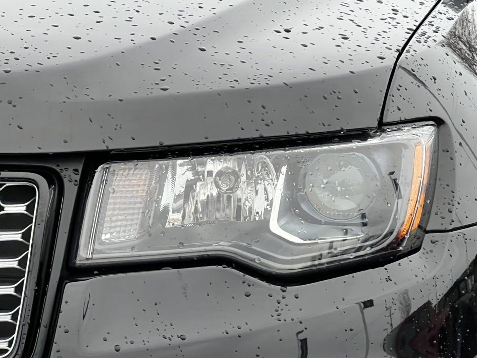 Used 2022 Jeep Grand Cherokee Laredo X image 36