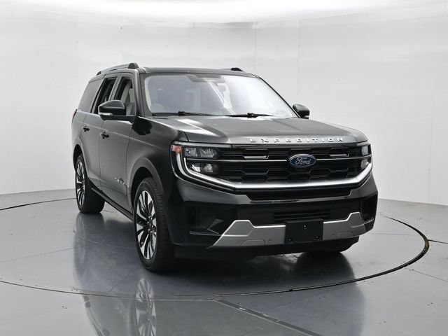 Certified 2025 Ford Expedition Platinum w/ Driver's Package AWD/4WD image 5