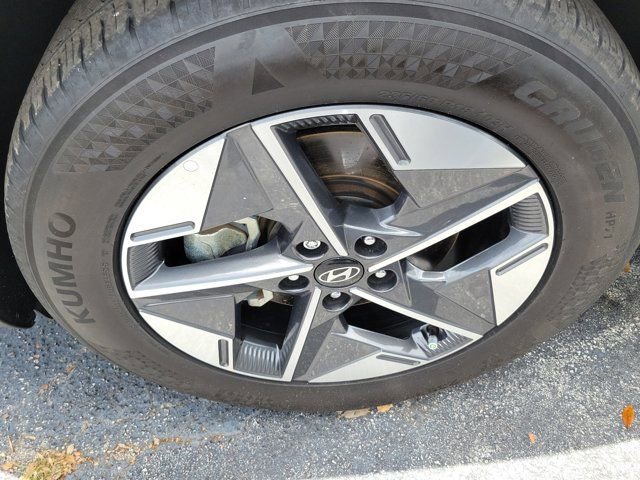 Used 2025 Hyundai Tucson SEL FWD image 8
