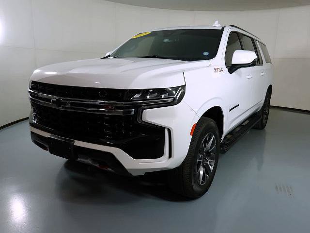 Used 2022 Chevrolet Suburban Z71 w/ Luxury Package AWD/4WD image 4
