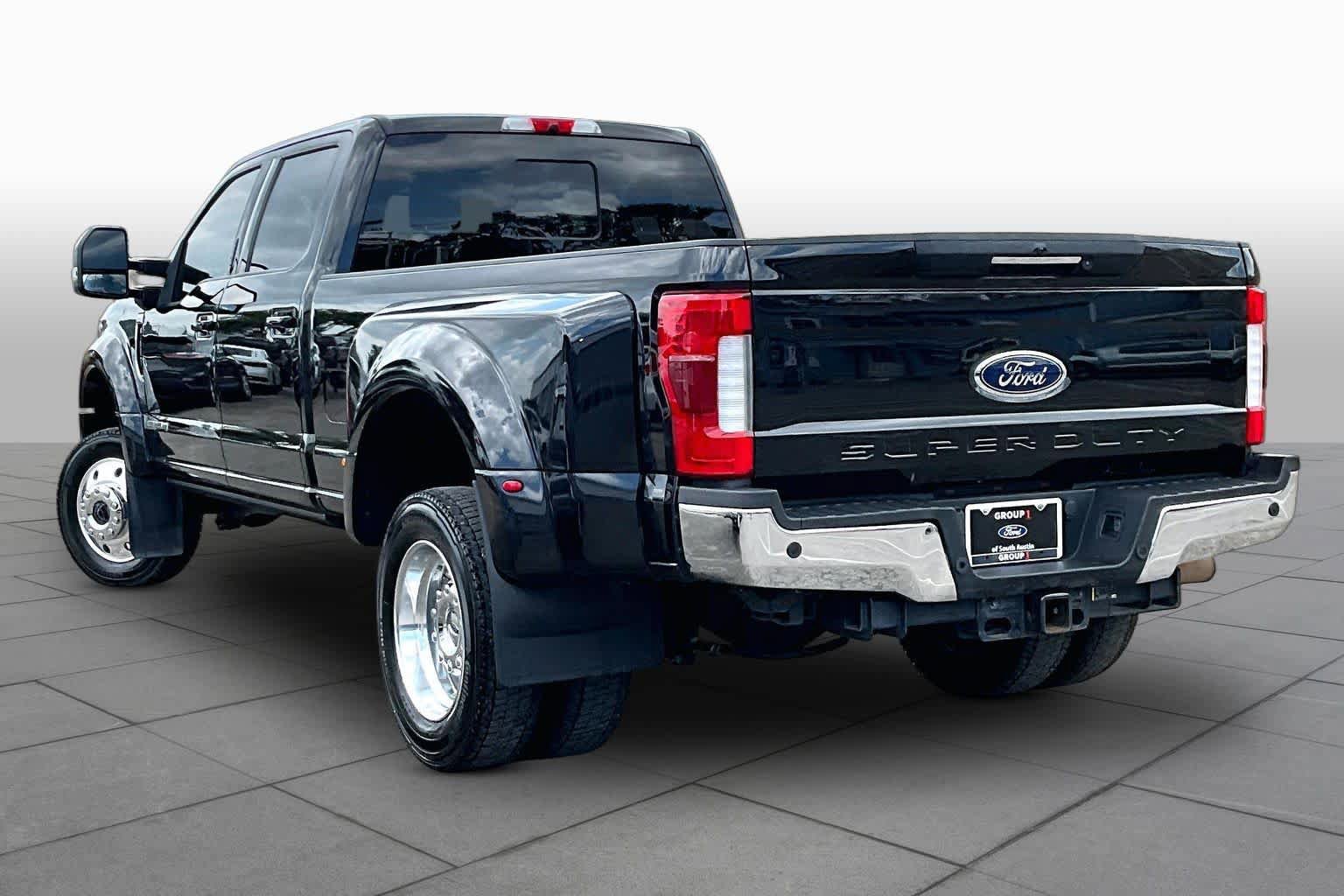 Certified 2019 Ford F450 Lariat w/ Lariat Ultimate Package AWD/4WD image 7