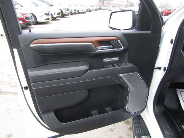 Used 2023 GMC Sierra 1500 Denali w/ Technology Package AWD/4WD image 30