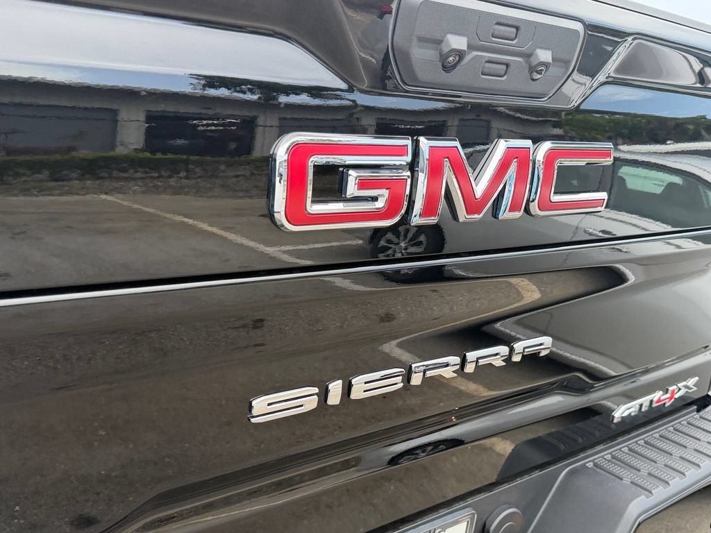 Used 2026 GMC Sierra 2500 AT4X AWD/4WD image 17