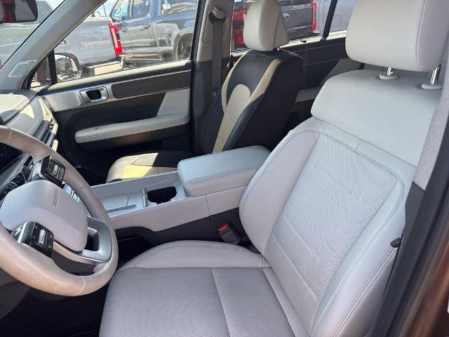 Used 2024 Hyundai Santa Fe Limited FWD image 8