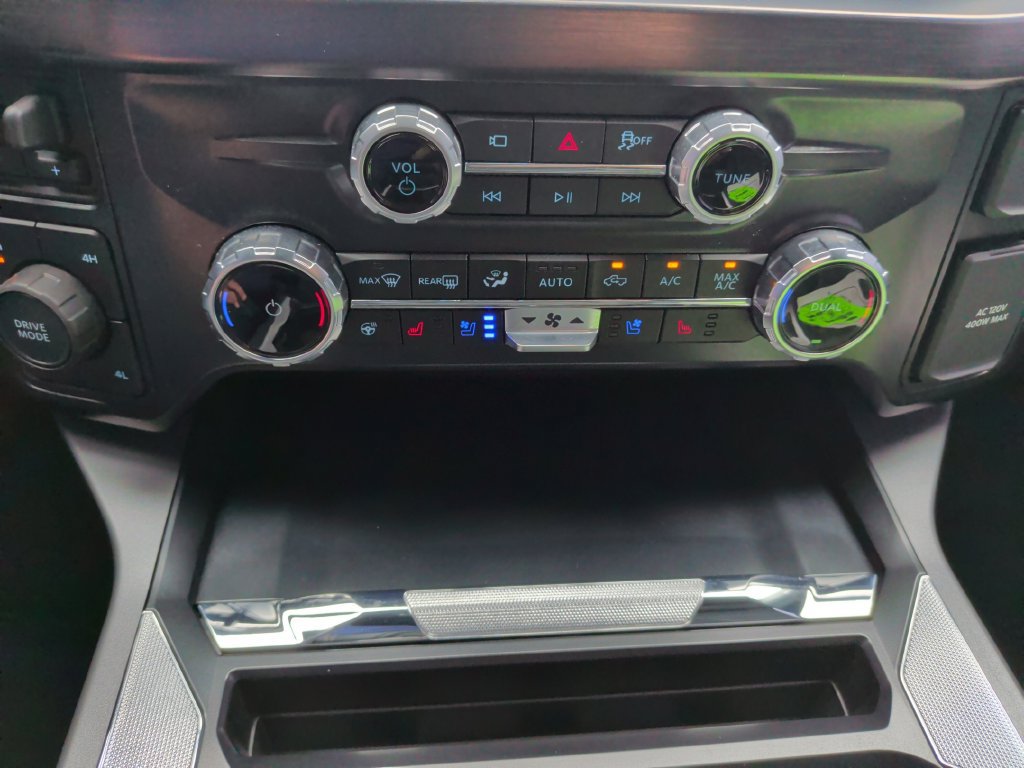 Certified 2025 Ford F350 Lariat w/ Lariat Ultimate Package AWD/4WD image 22