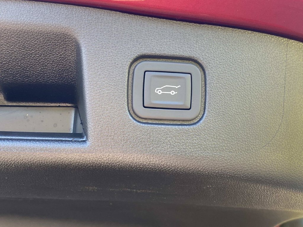 Used 2025 Chevrolet Blazer EV RS AWD/4WD image 8