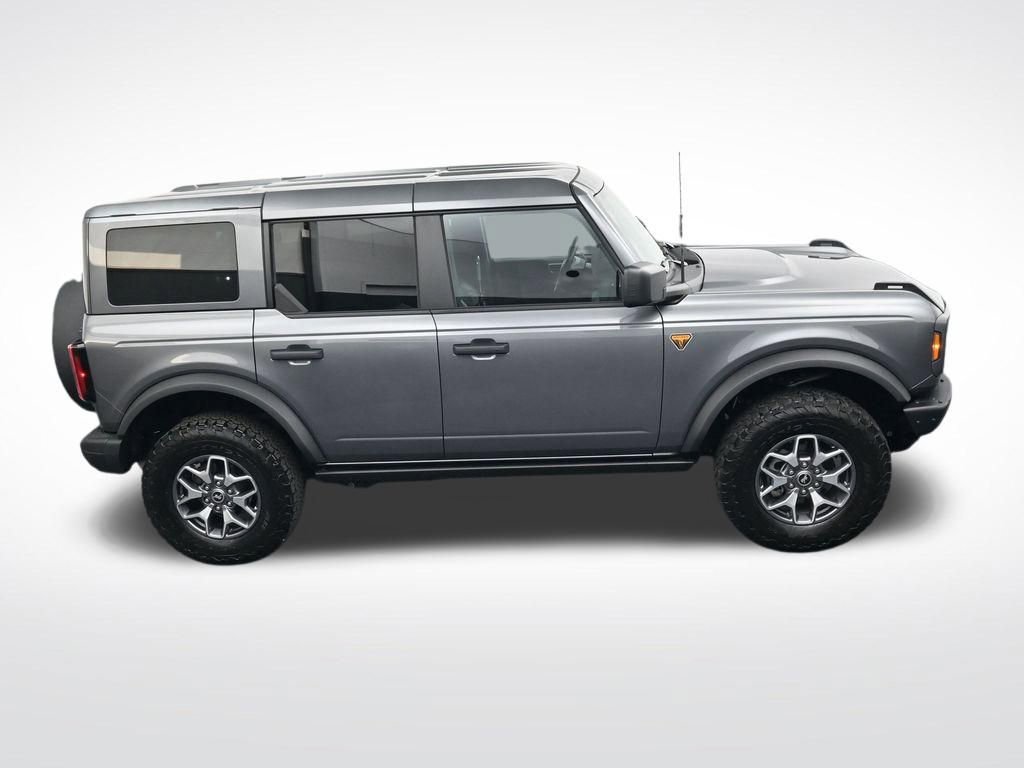 Certified 2025 Ford Bronco Badlands AWD/4WD image 28