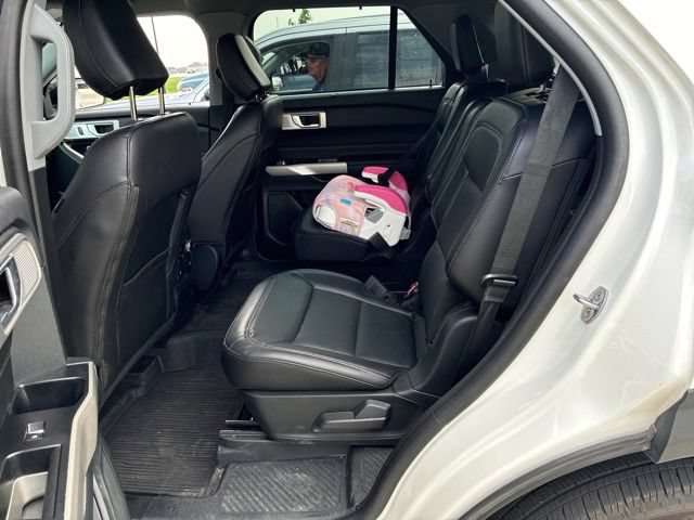 Certified 2023 Ford Explorer Limited w/ Limited Technology Package AWD/4WD image 15