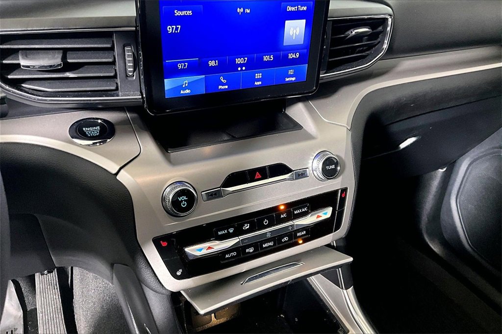 Certified 2024 Ford Explorer XLT w/ Equipment Group 202A image 26