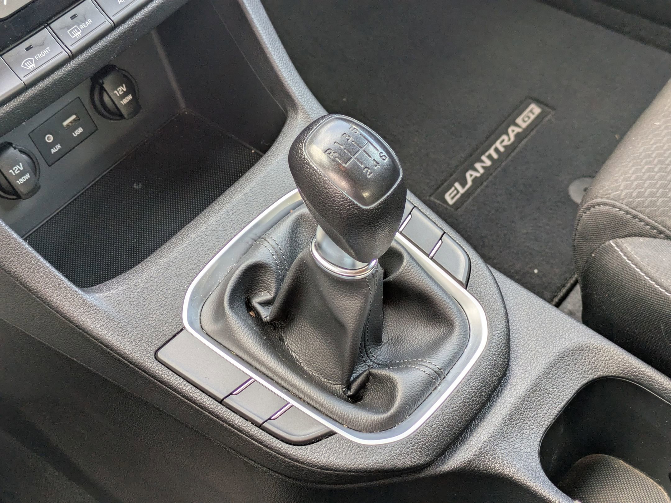 Used 2018 Hyundai Elantra GT image 20