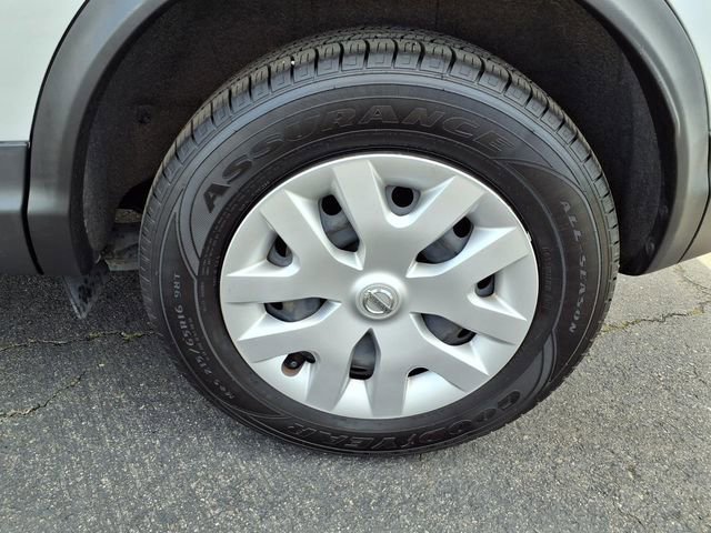 Used 2018 Nissan Rogue Sport S image 19