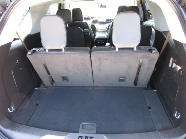 Certified 2023 Ford Explorer XLT w/ Equipment Group 202A AWD/4WD image 31