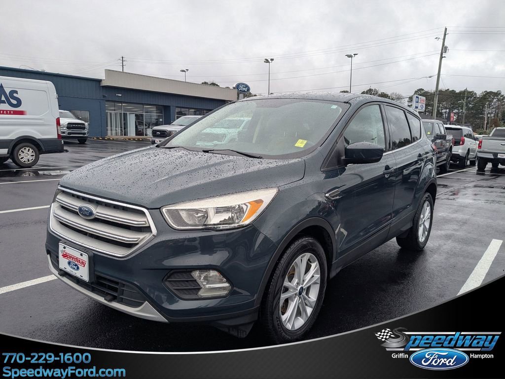 Certified 2019 Ford Escape SE image 1