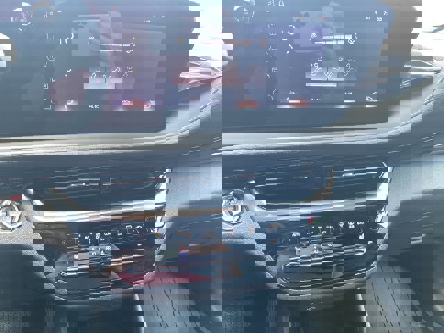 Used 2024 Buick Envista Avenir image 17