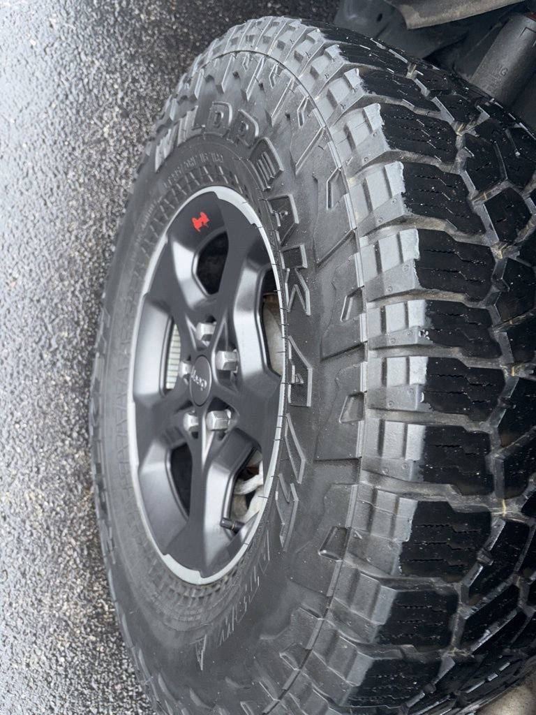 Used 2023 Jeep Gladiator Rubicon w/ Cold Weather Group image 12