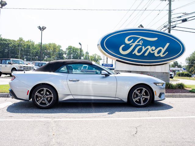 Certified 2025 Ford Mustang Premium RWD image 1