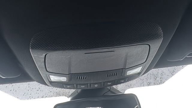 Certified 2023 Ford Edge ST-Line image 24