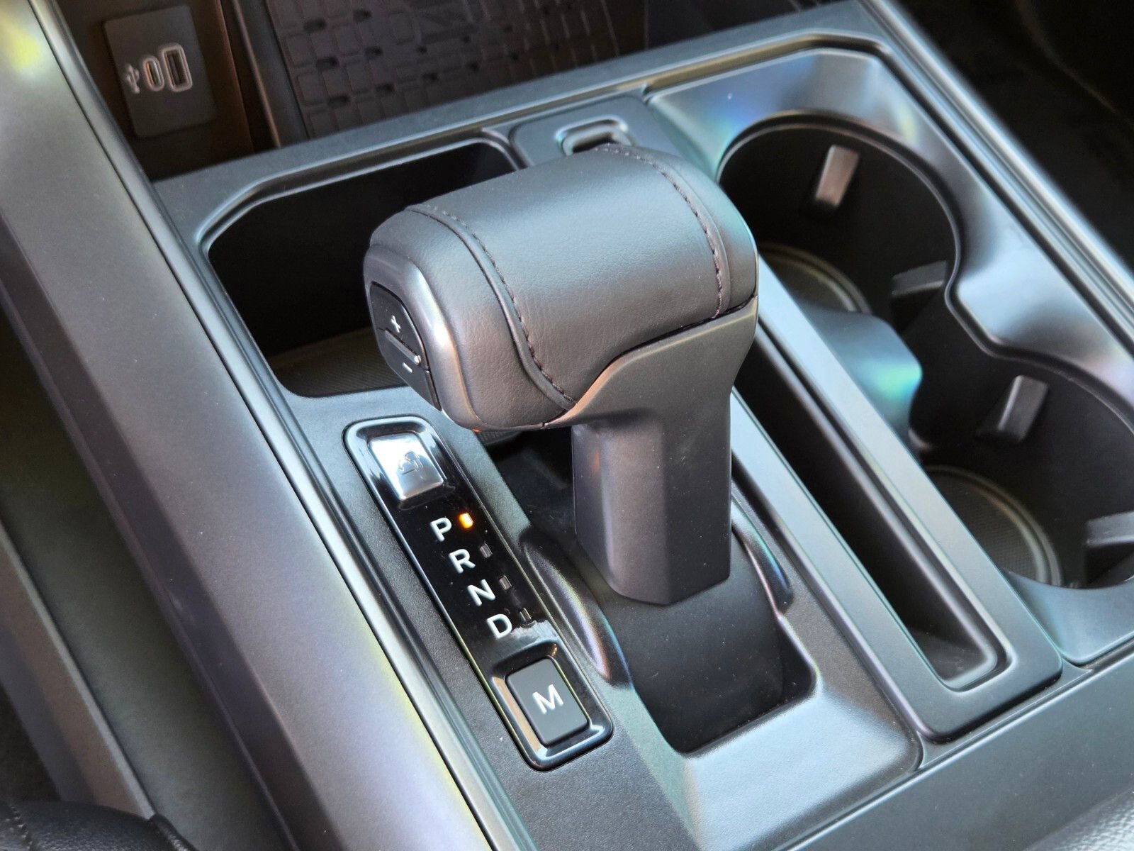 Certified 2025 Ford F150 Lariat w/ Equipment Group 502A High image 22