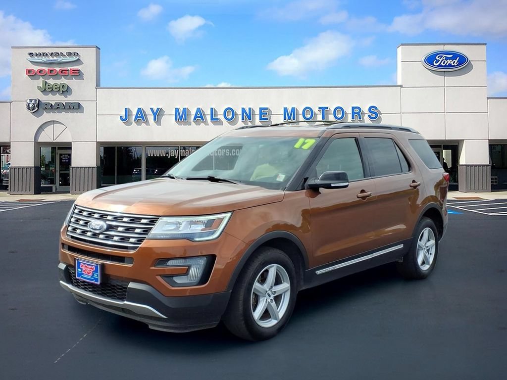 Certified 2017 Ford Explorer XLT w/ Equipment Group 201A AWD/4WD image 8