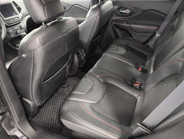 Used 2021 Jeep Cherokee Trailhawk AWD/4WD image 22