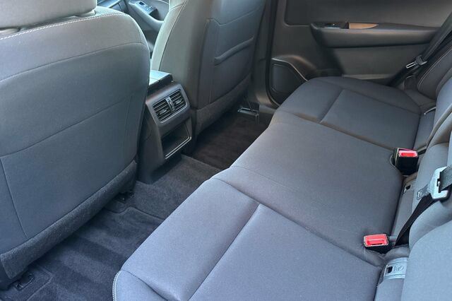 Used 2024 Nissan Rogue S AWD/4WD image 12