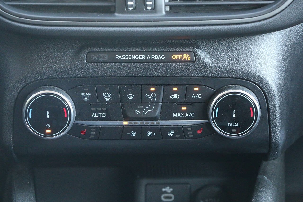Certified 2024 Ford Escape Active AWD/4WD image 25