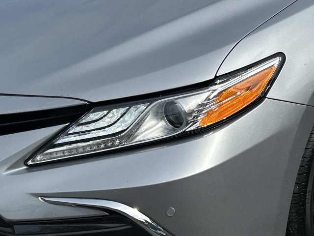 Used 2023 Toyota Camry XLE w/ Navigation Package FWD image 9