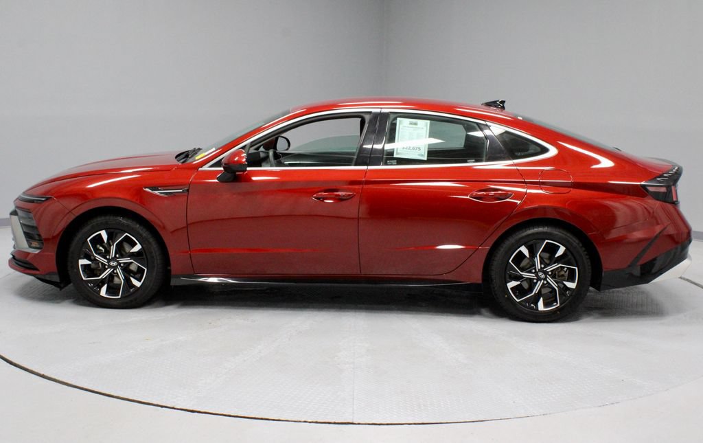 Used 2024 Hyundai Sonata SEL FWD image 6